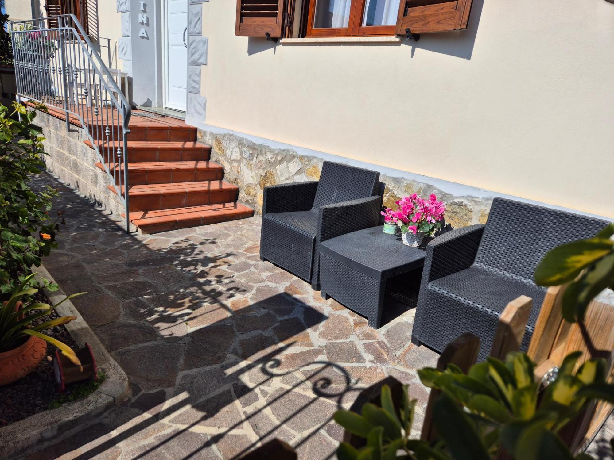Apartmán A Casa Di Gina Rosignano Solvay Exteriér fotografie